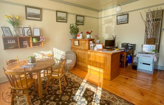 Victoria House Bed & Breakfast Портланд Екстериор снимка