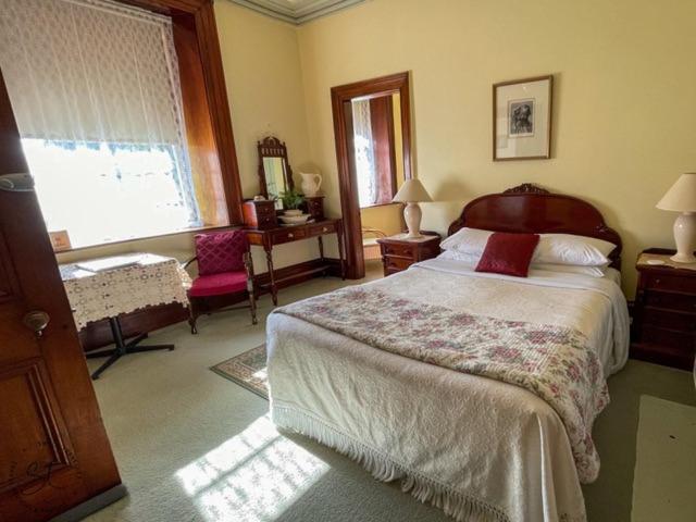Victoria House Bed & Breakfast Портланд Екстериор снимка