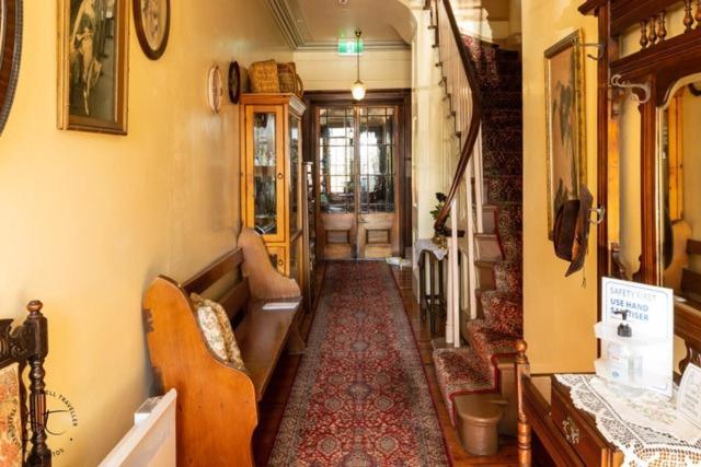 Victoria House Bed & Breakfast Портланд Екстериор снимка