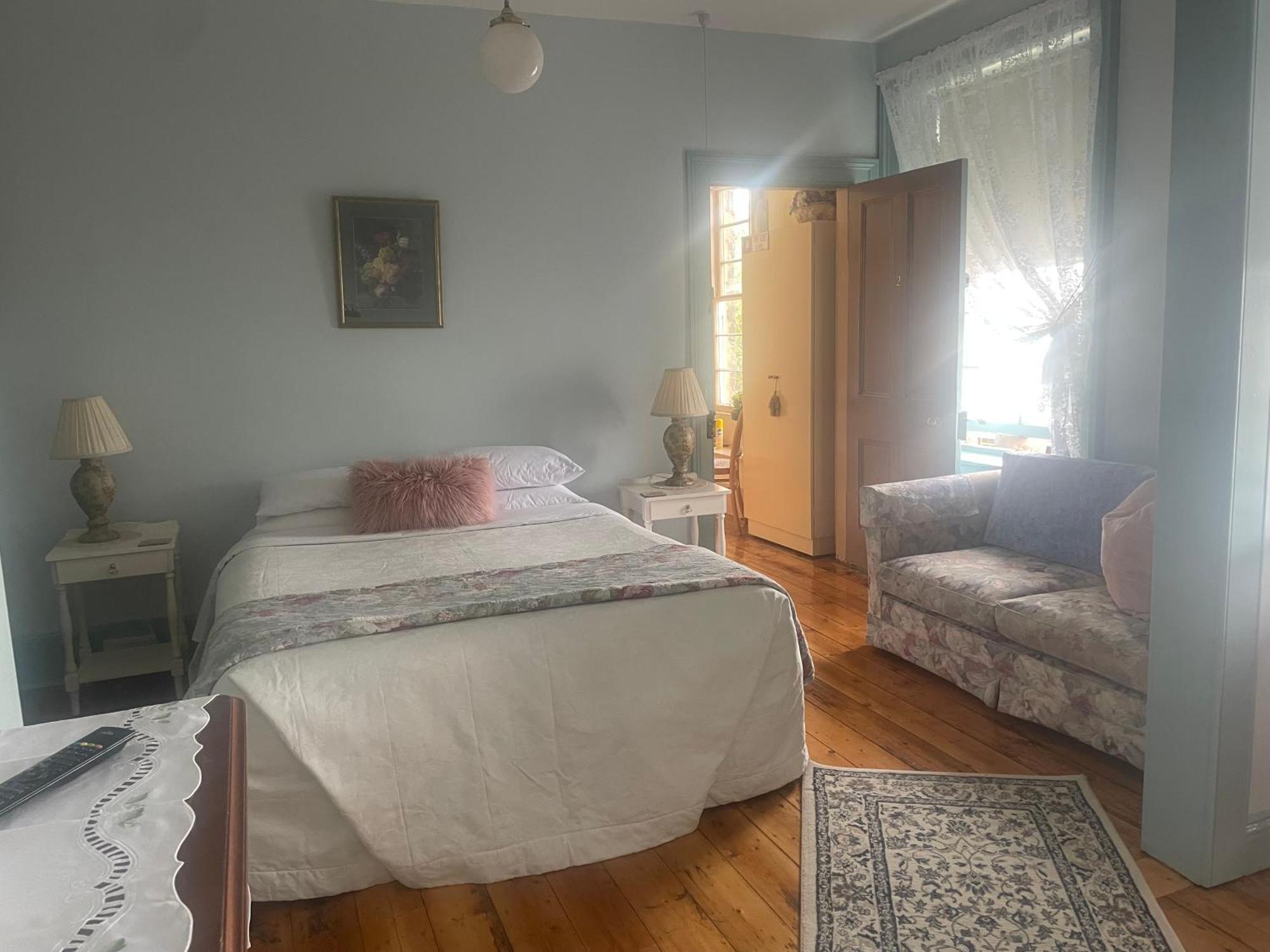 Victoria House Bed & Breakfast Портланд Екстериор снимка