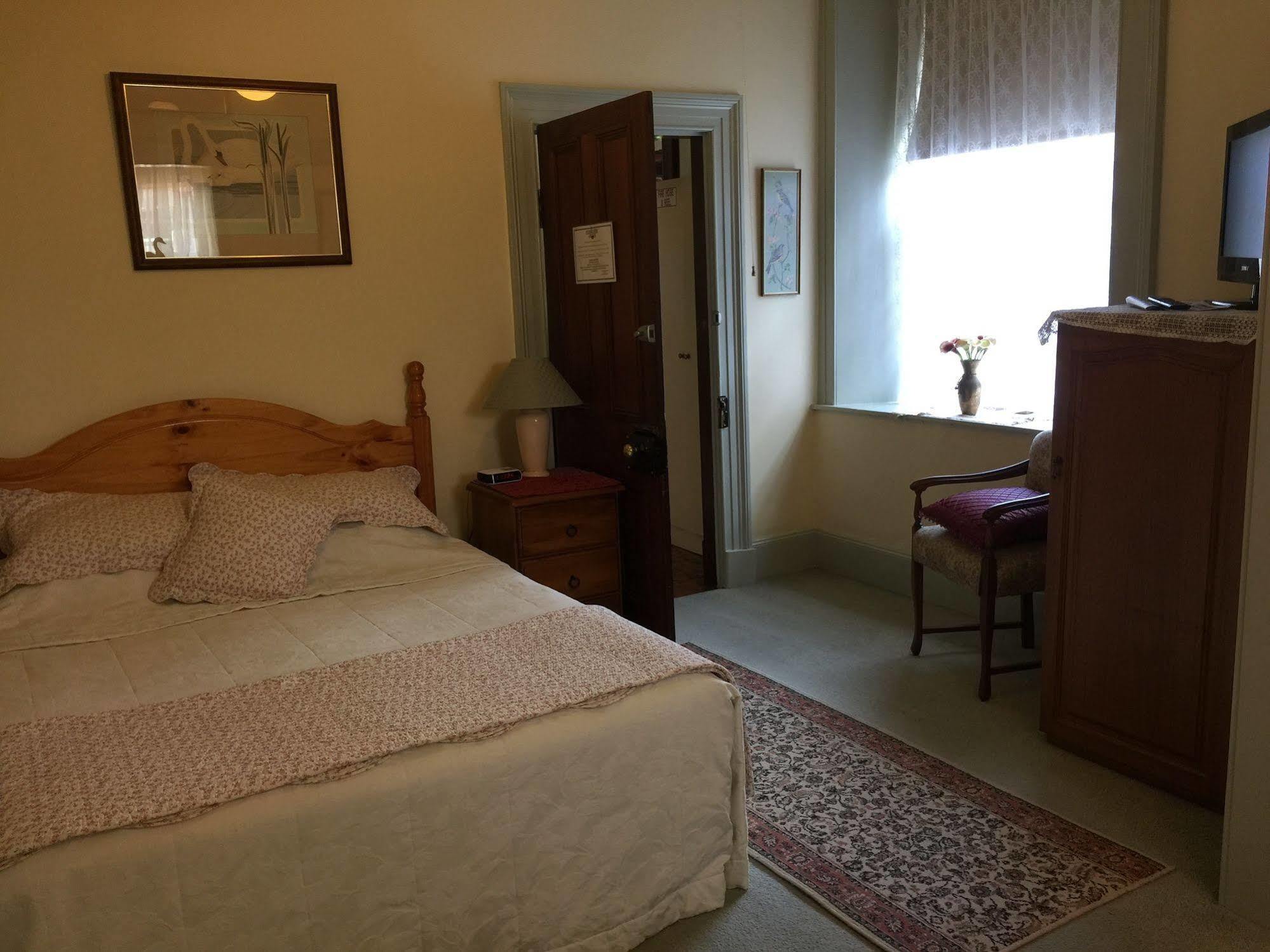 Victoria House Bed & Breakfast Портланд Екстериор снимка